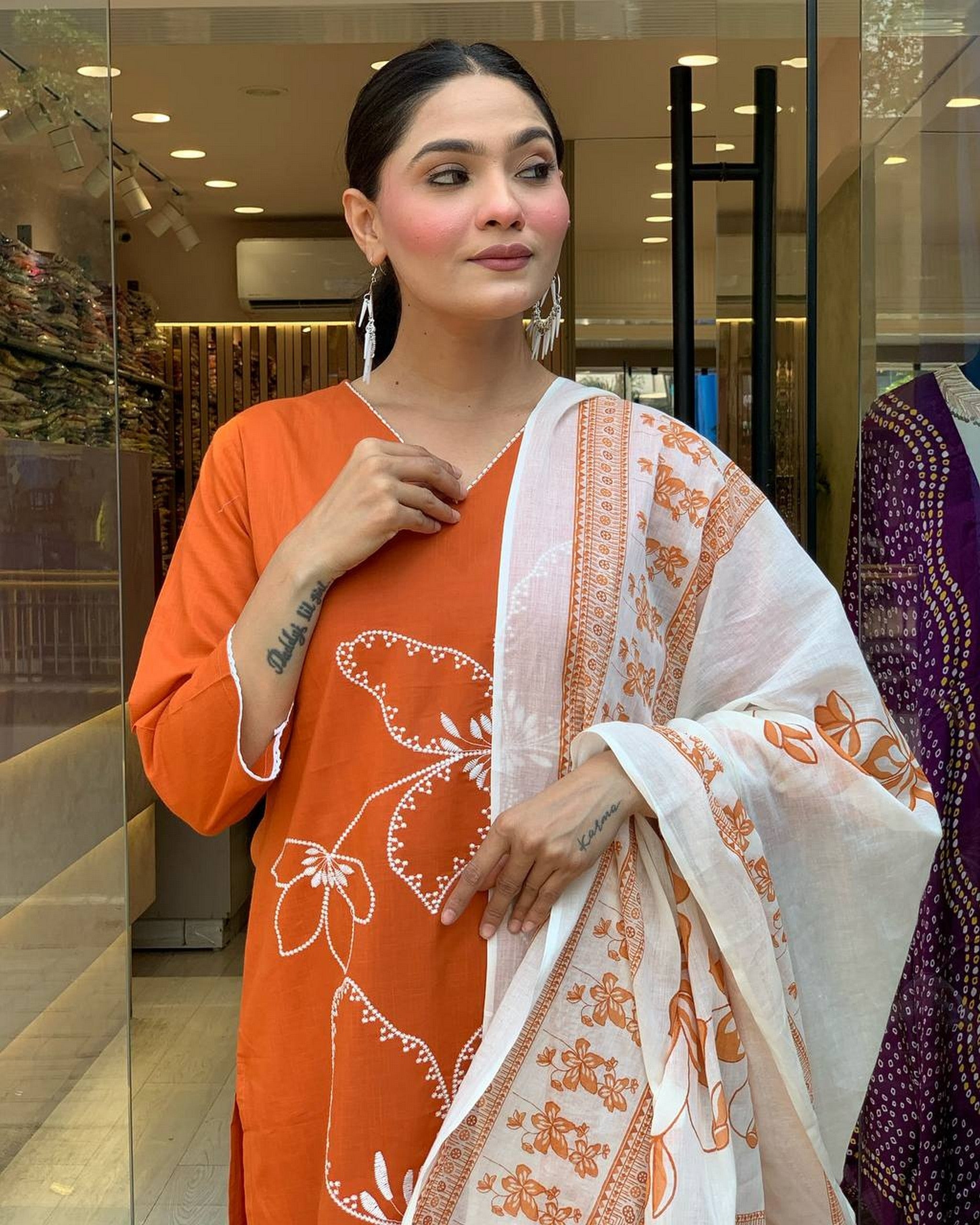 Color_Orange