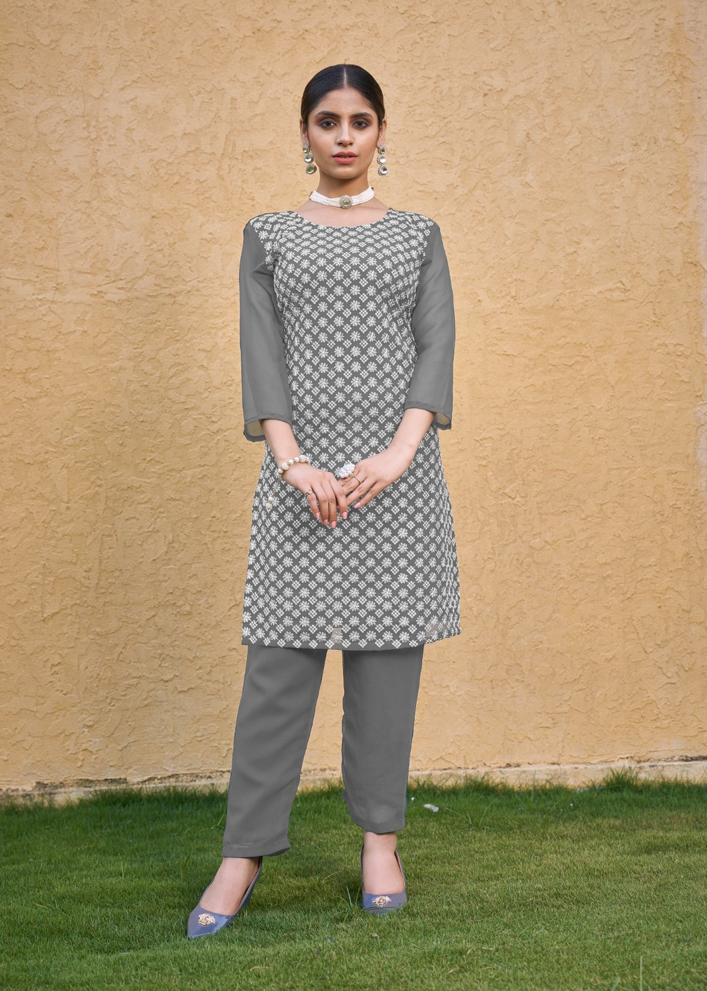Color_Grey