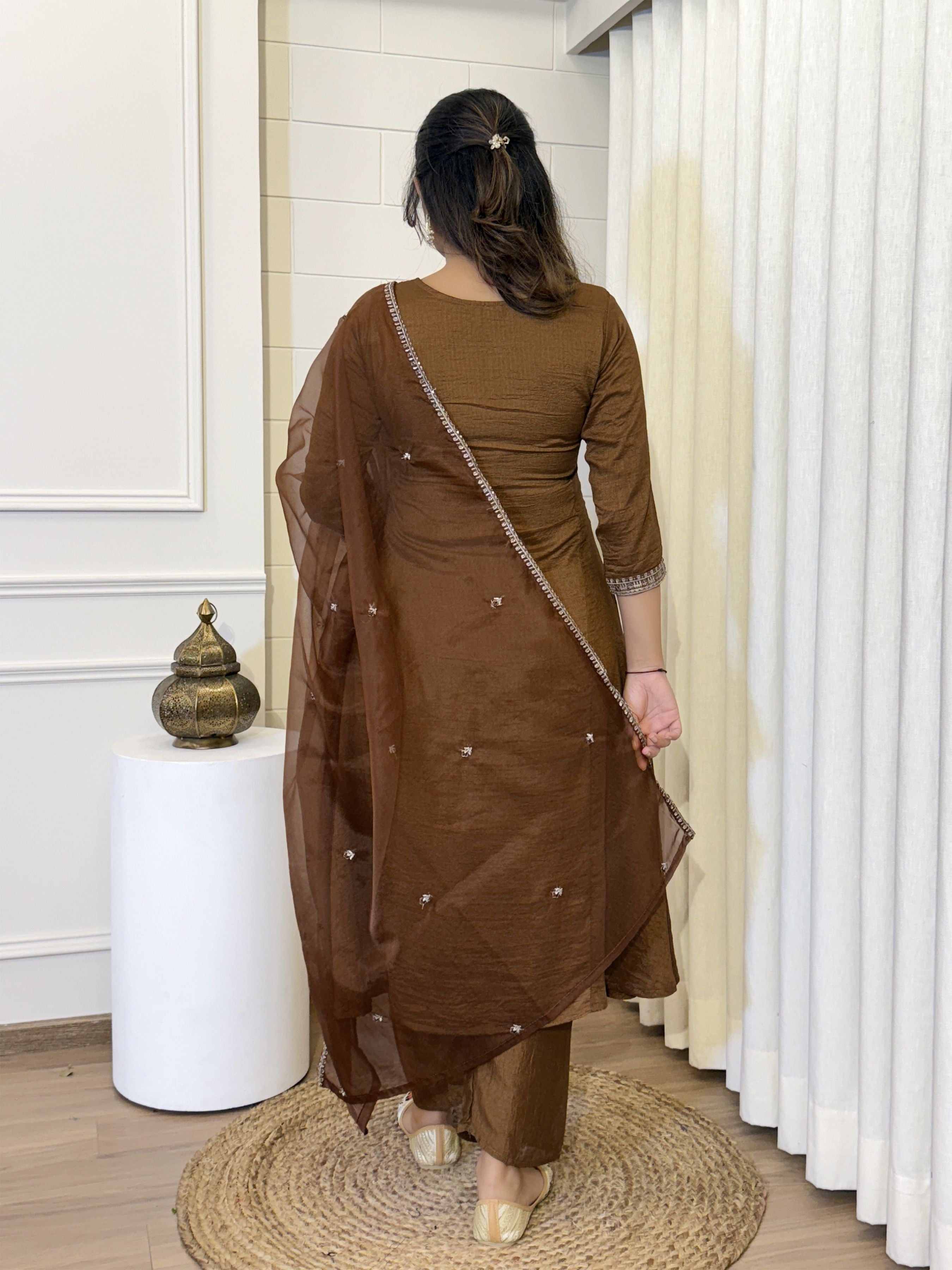 Color_Brown