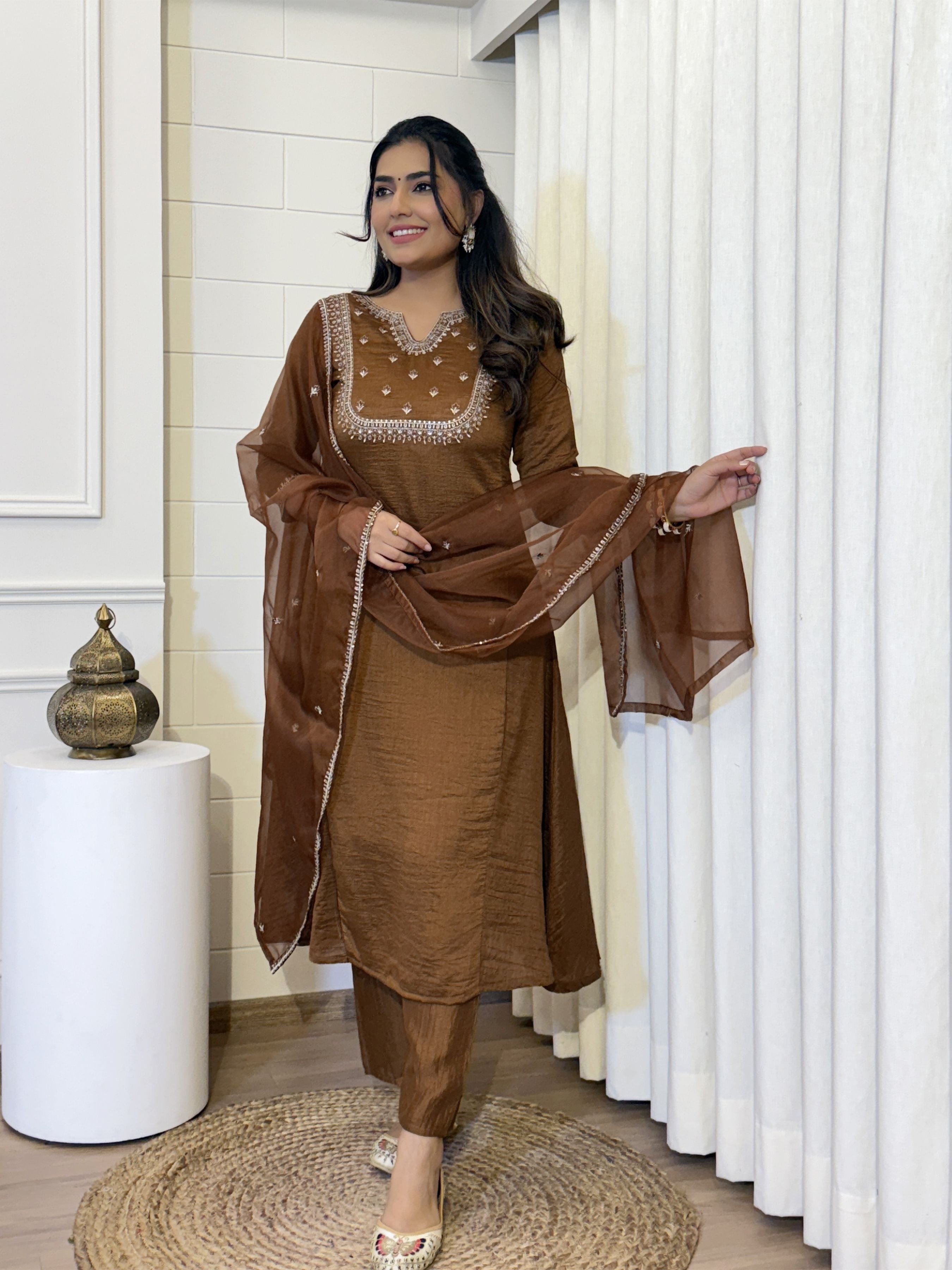 Color_Brown
