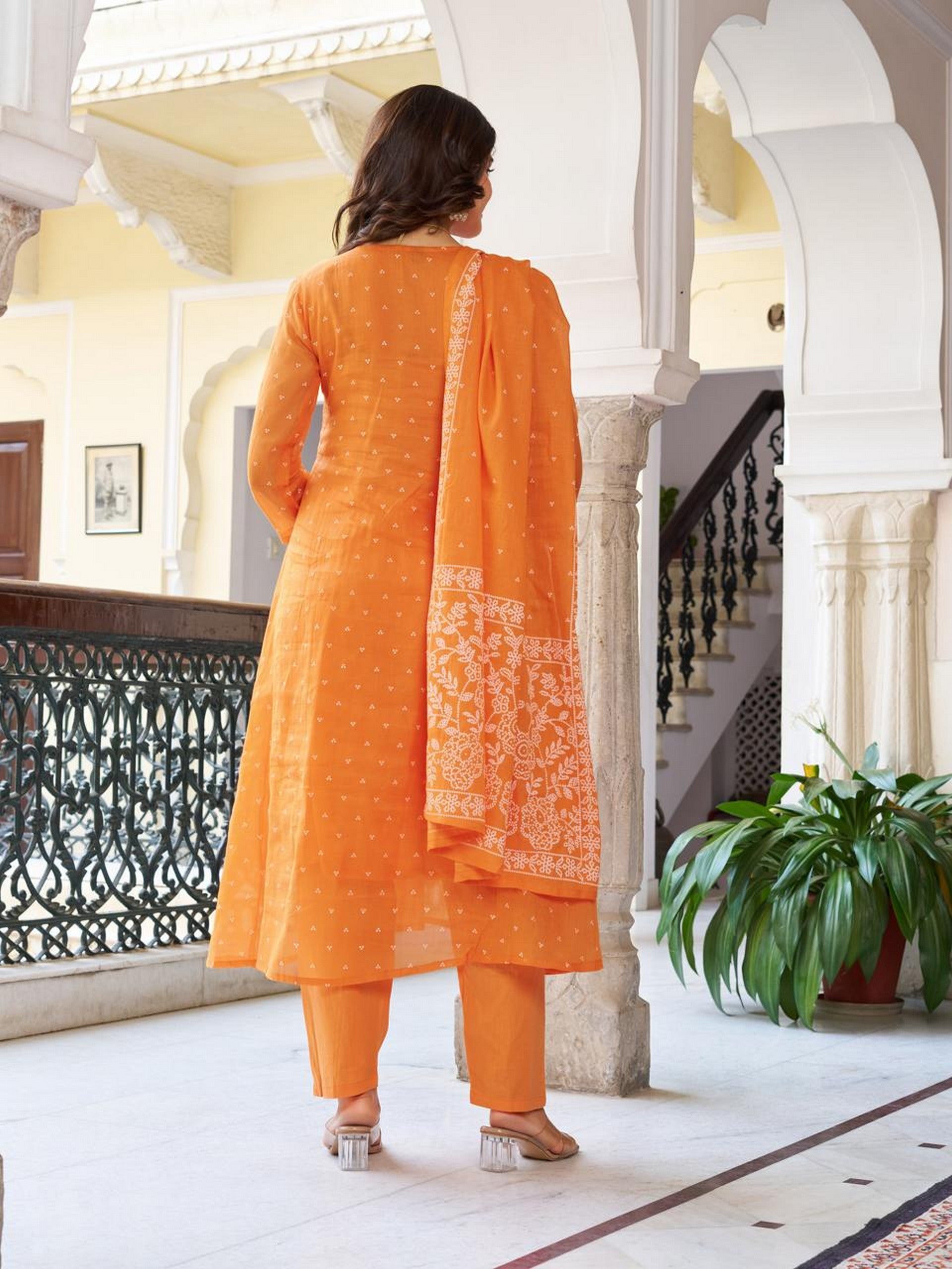Color_Orange