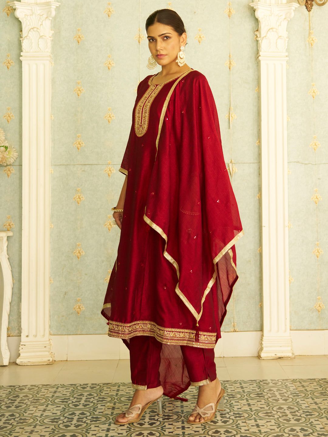 Color_Maroon