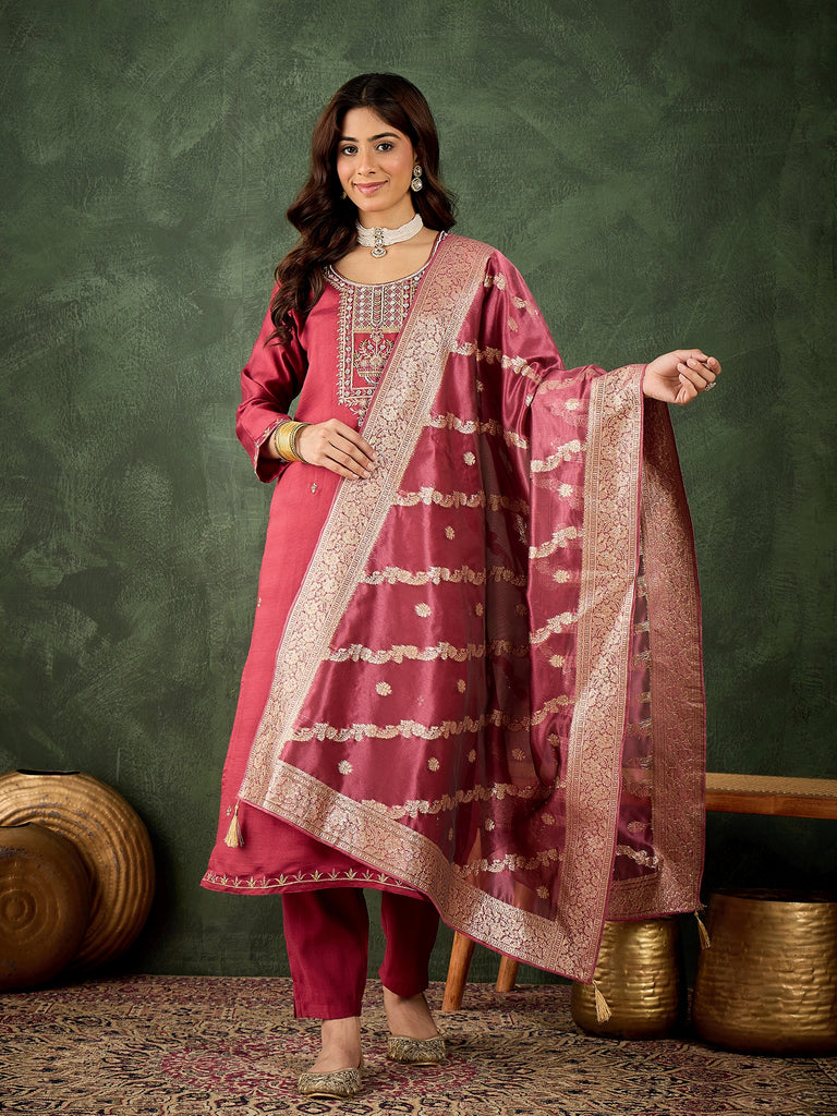 Color_Maroon