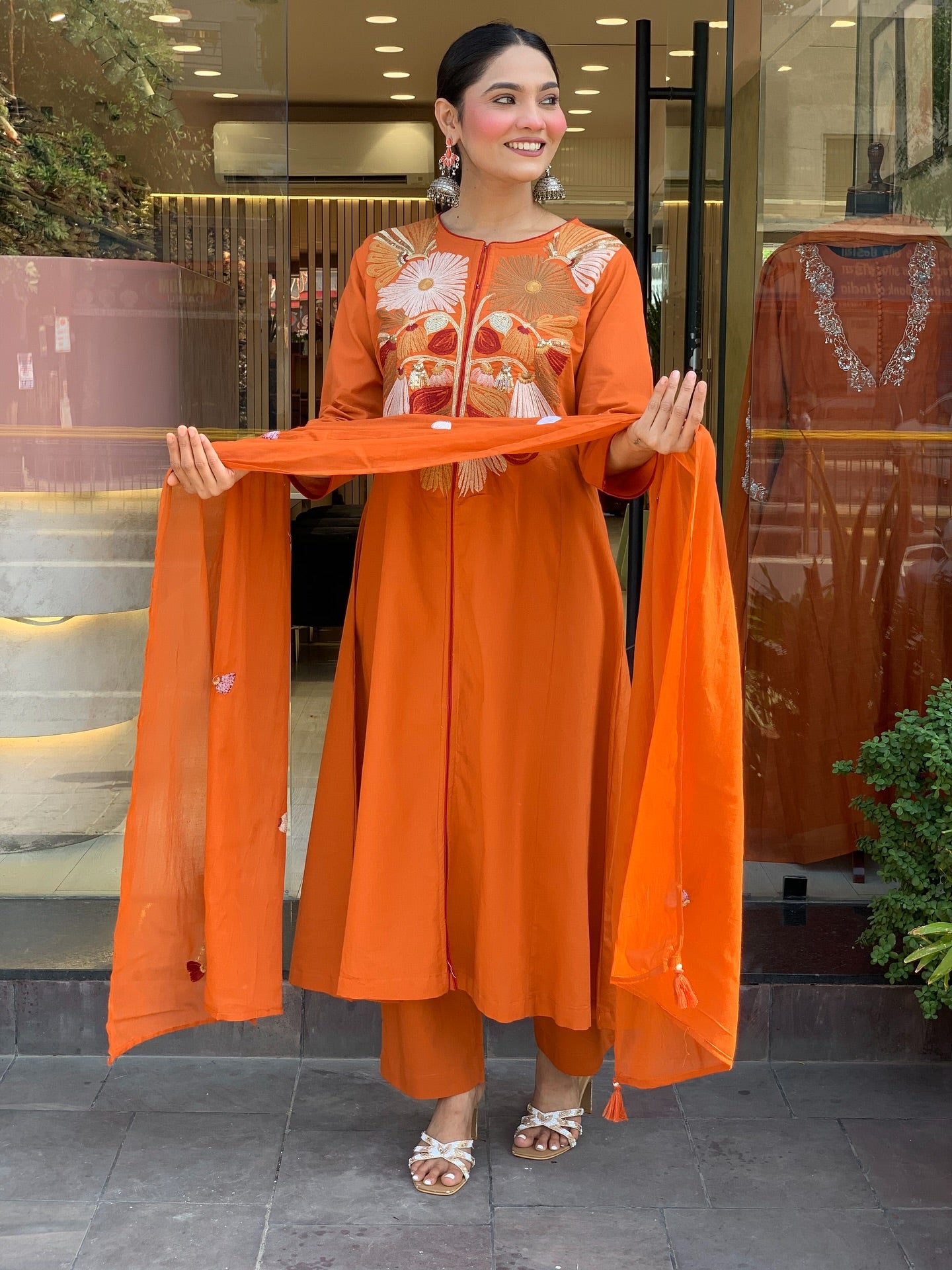 Color_Orange
