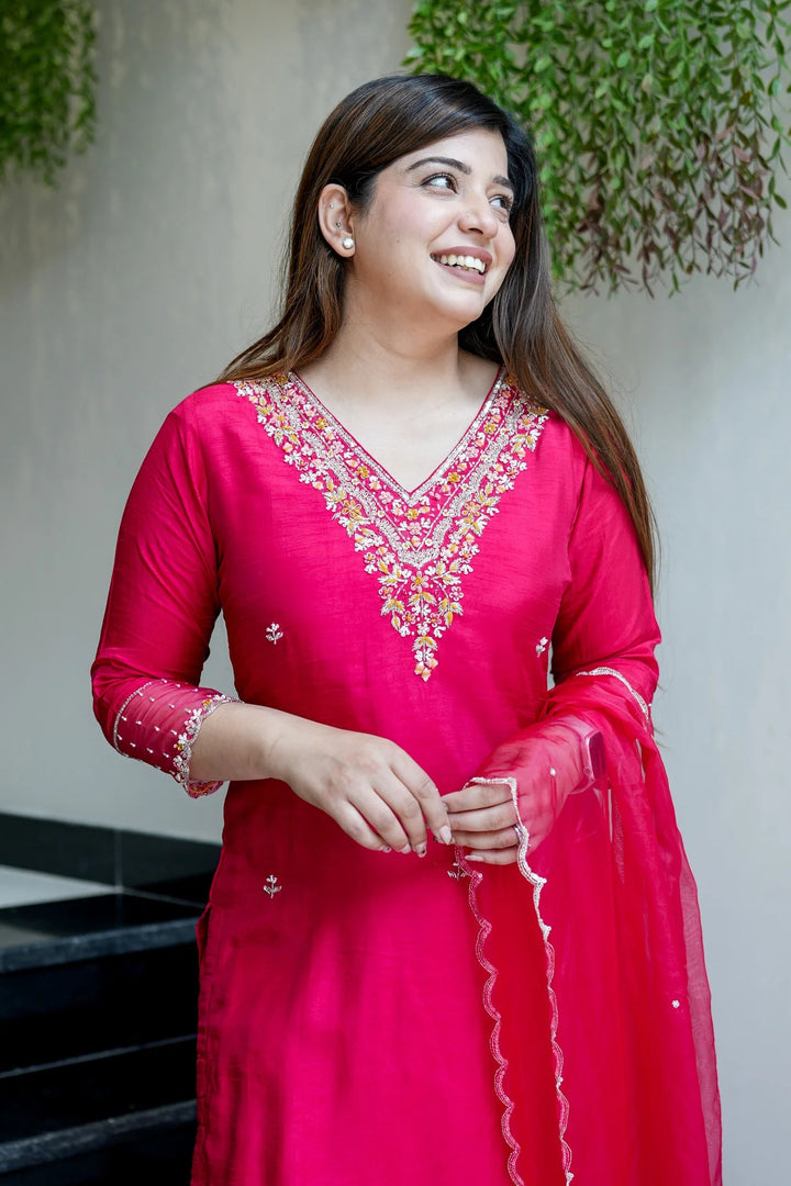 Women's Pink Viscose Chanderi Beautiful And Ethnic Readymade Kurta Set