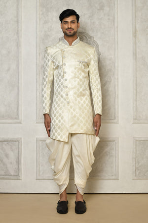 Color_off white