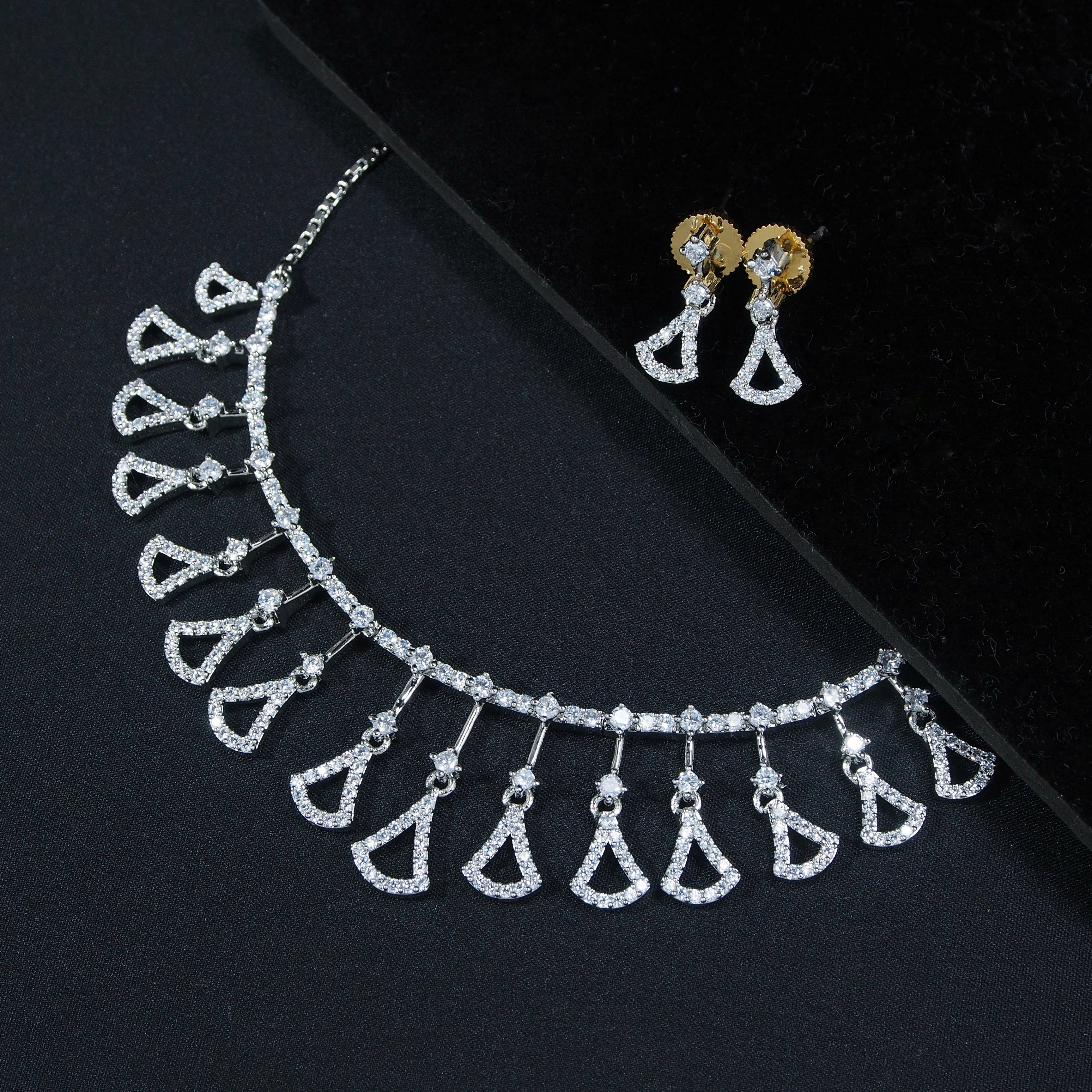 Women's Rhodium Plated Jewellery Set
