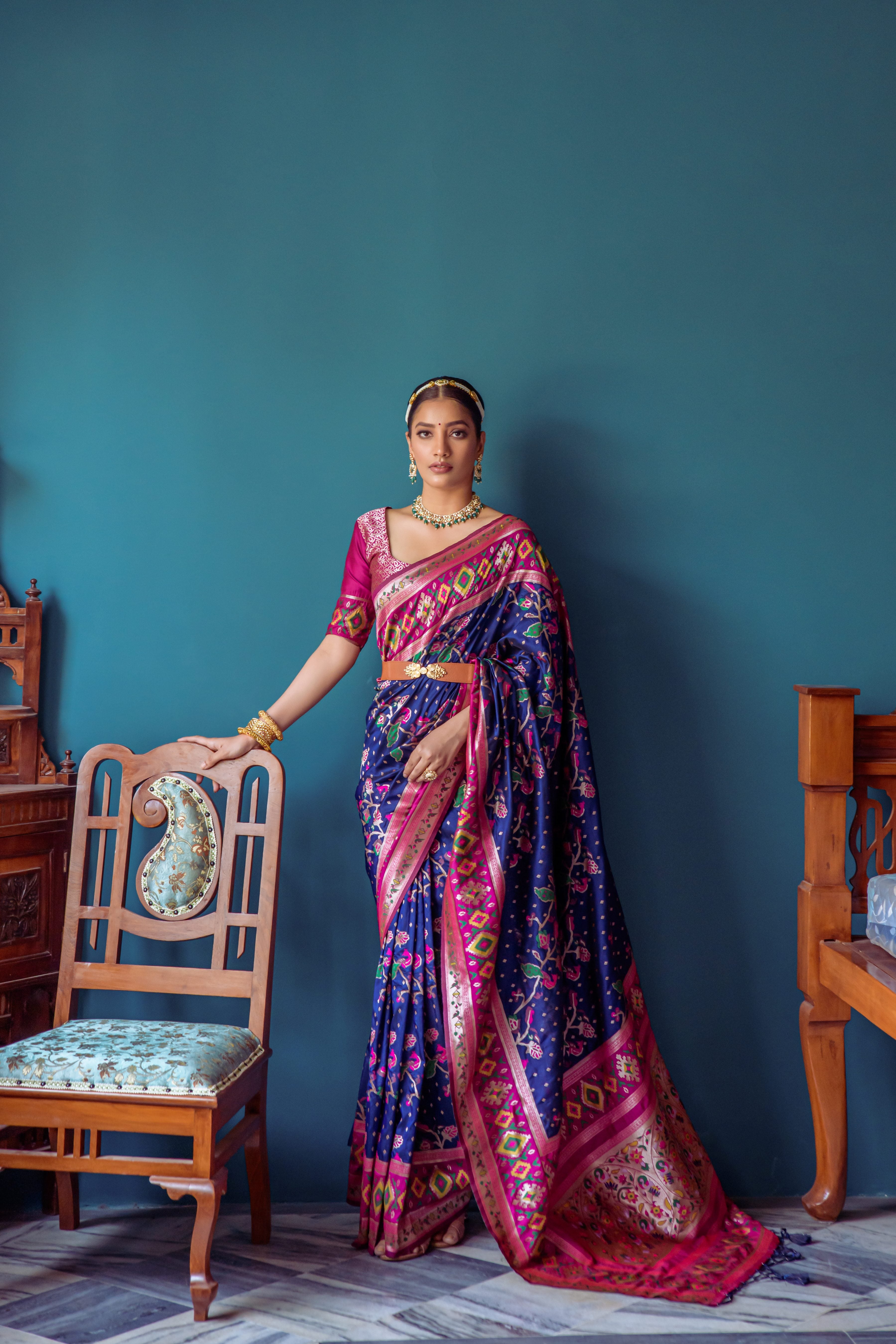 Women's Navy Blue Meenakari Zari Woven Paithani Silk Traditional Saree With Blouse  (Saree Blouse Without stitch) - Aastha Fashion
