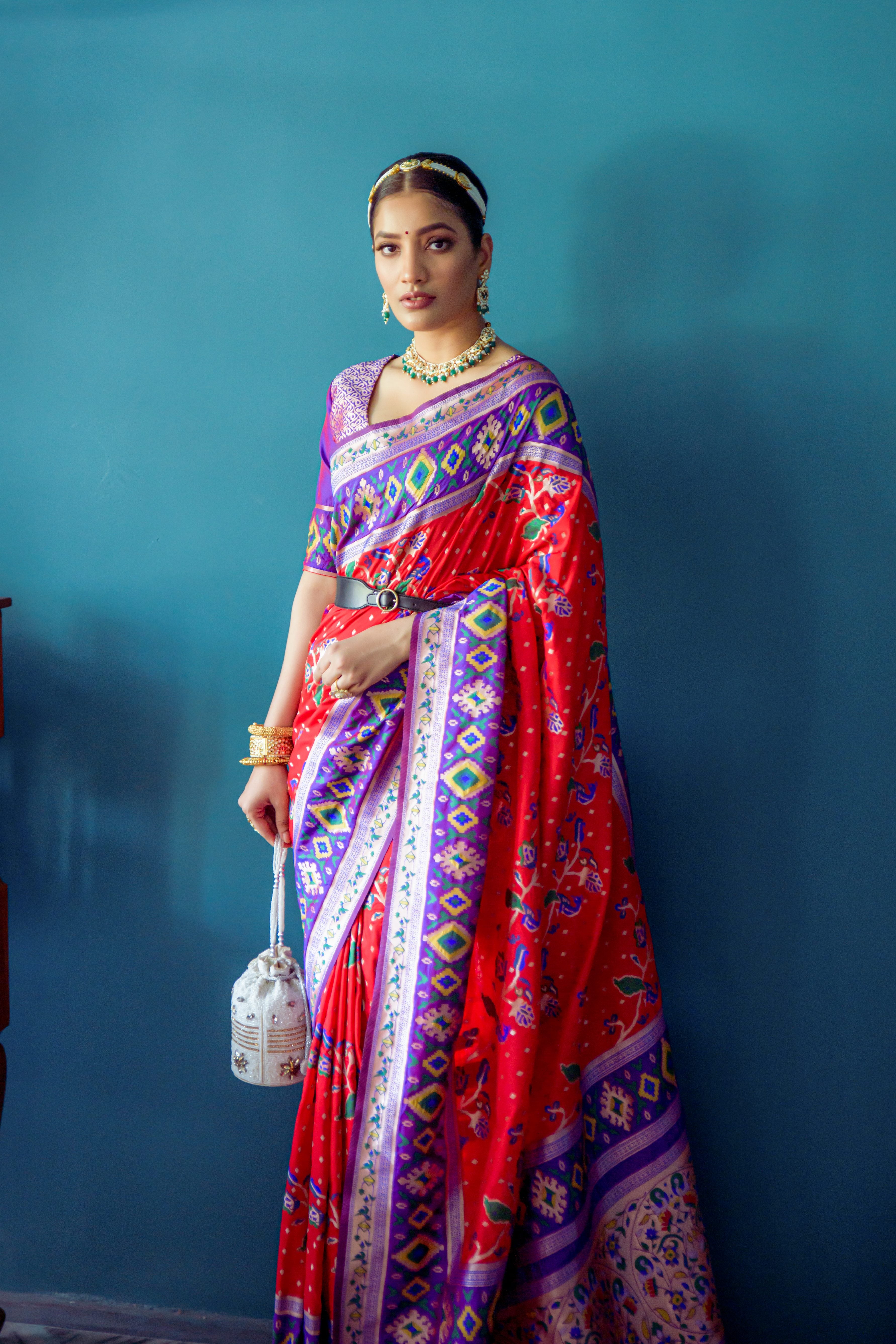 Women's Red Meenakari Zari Woven Paithani Silk Traditional Saree With Blouse  (Saree Blouse Without stitch) - Aastha Fashion