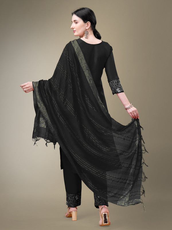 Color_Black