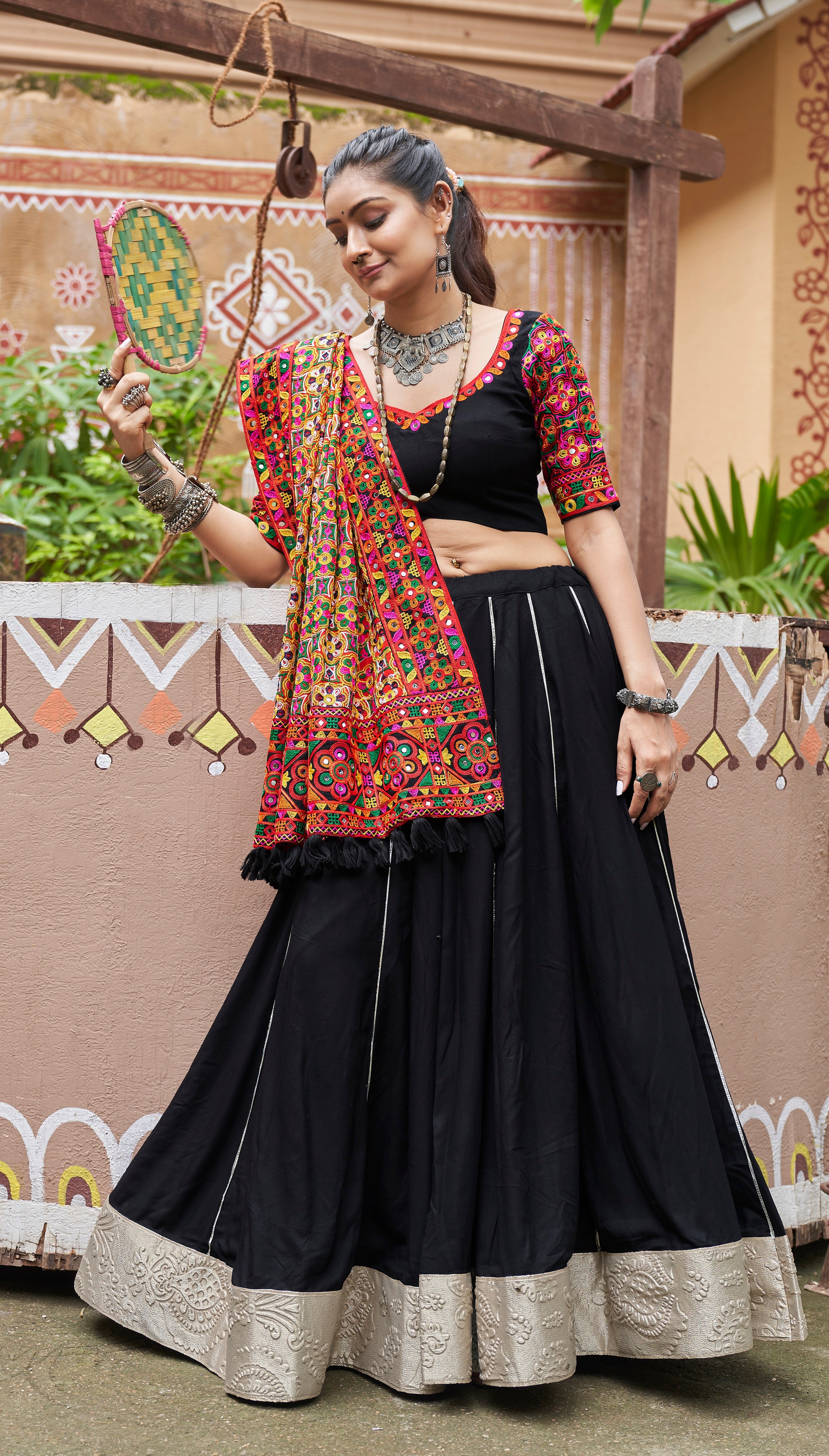 Color_Black