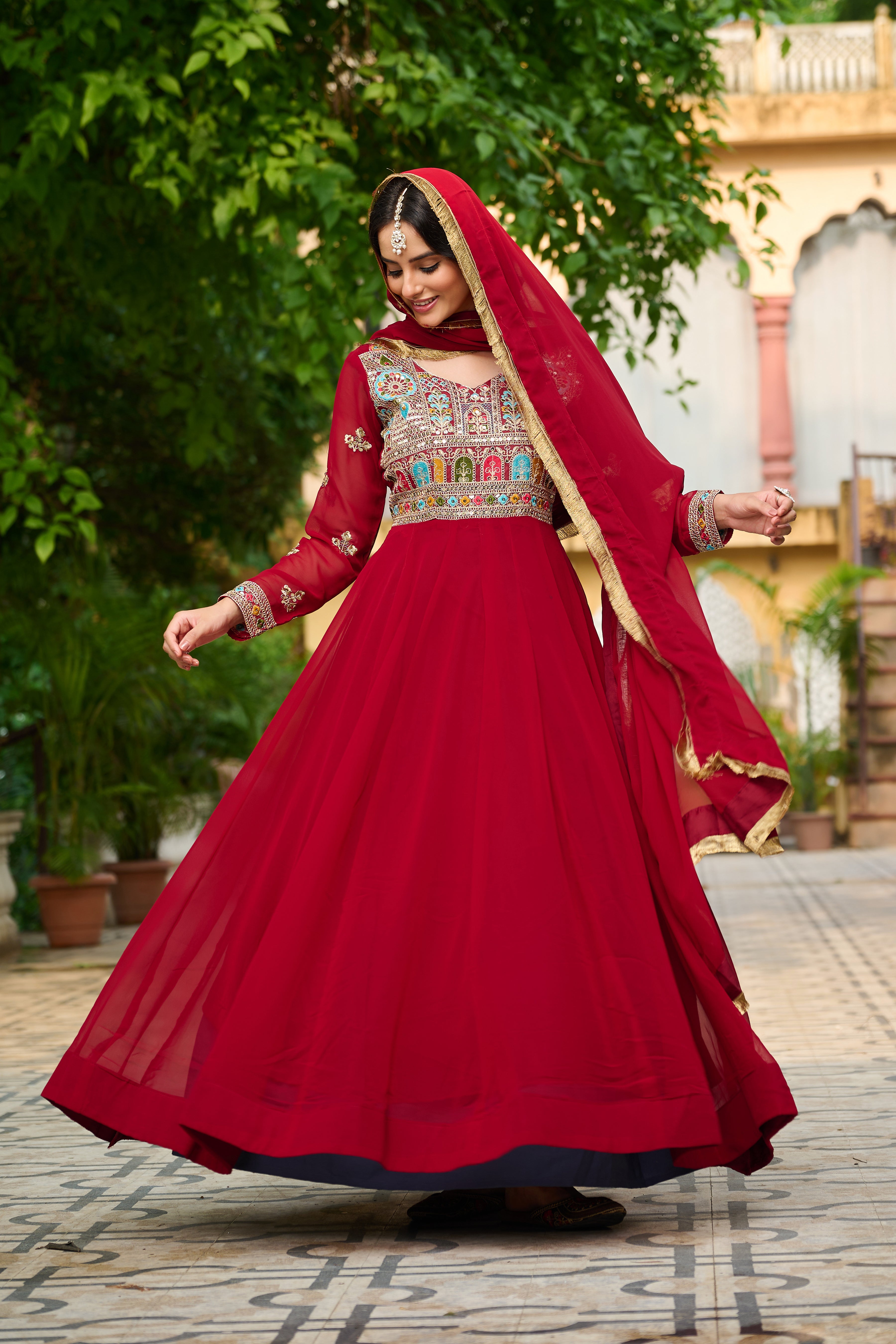Color_Maroon