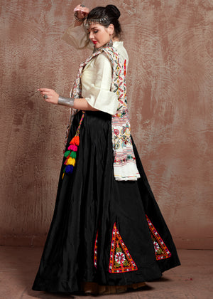 Color_Black