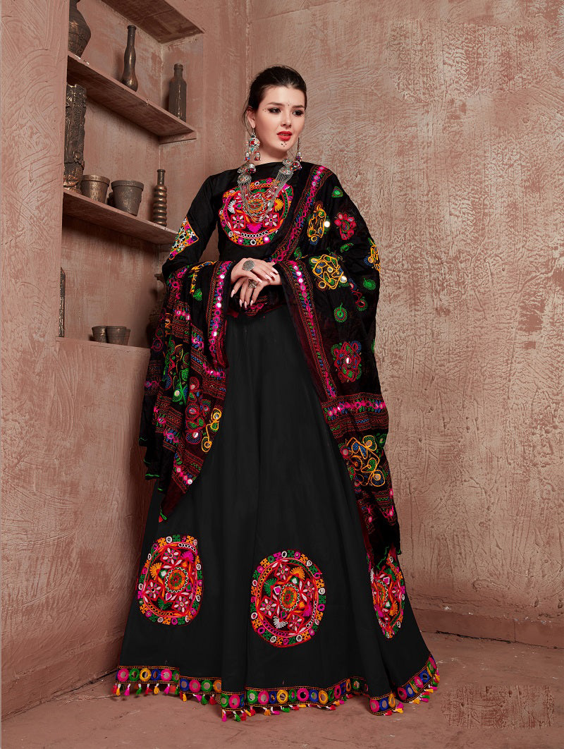 Color_Black
