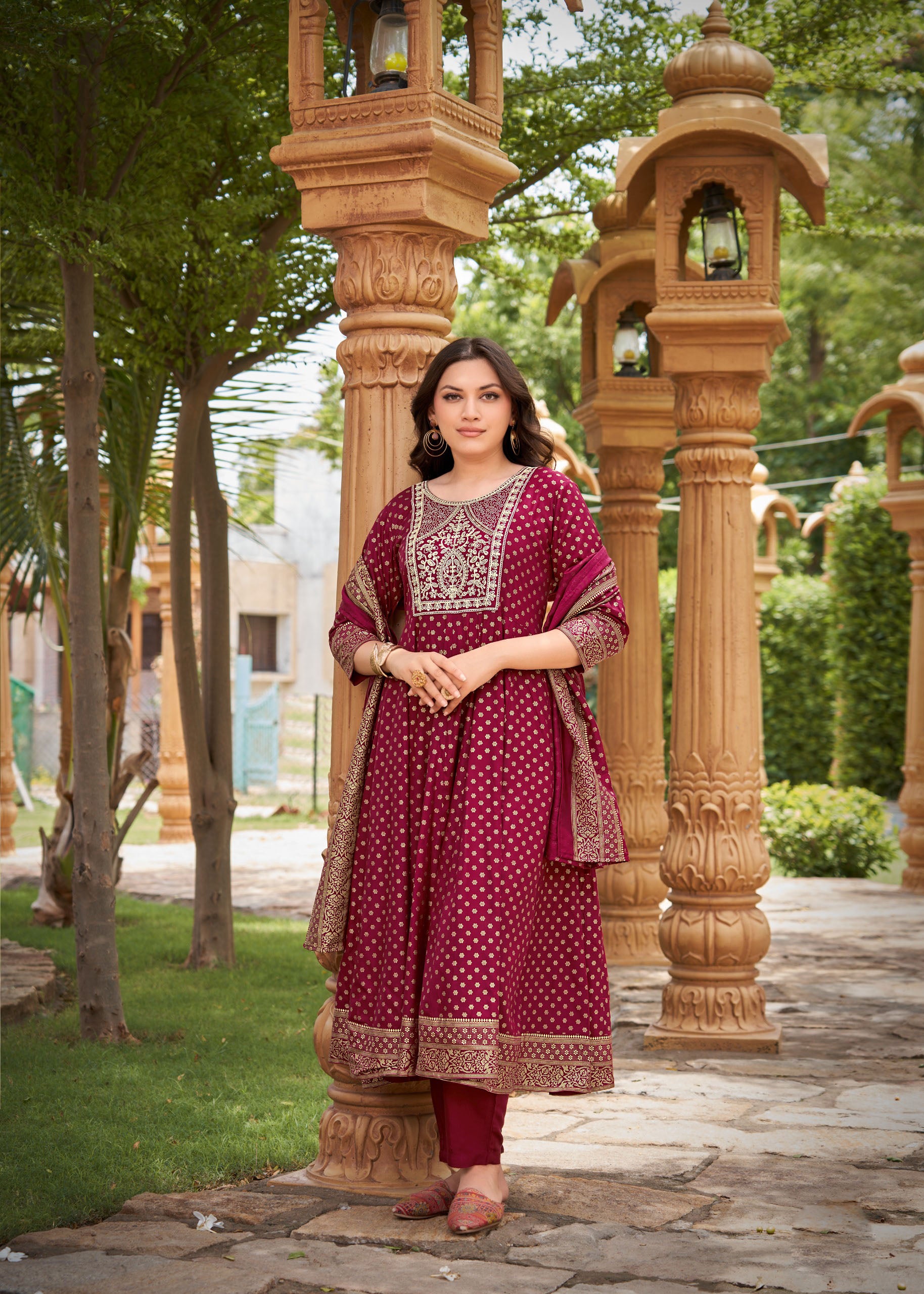 Color_Maroon