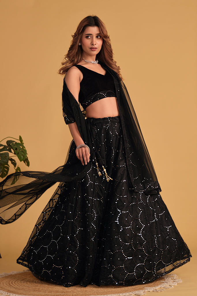 Color_BLACK