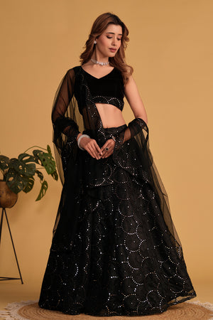 Color_BLACK