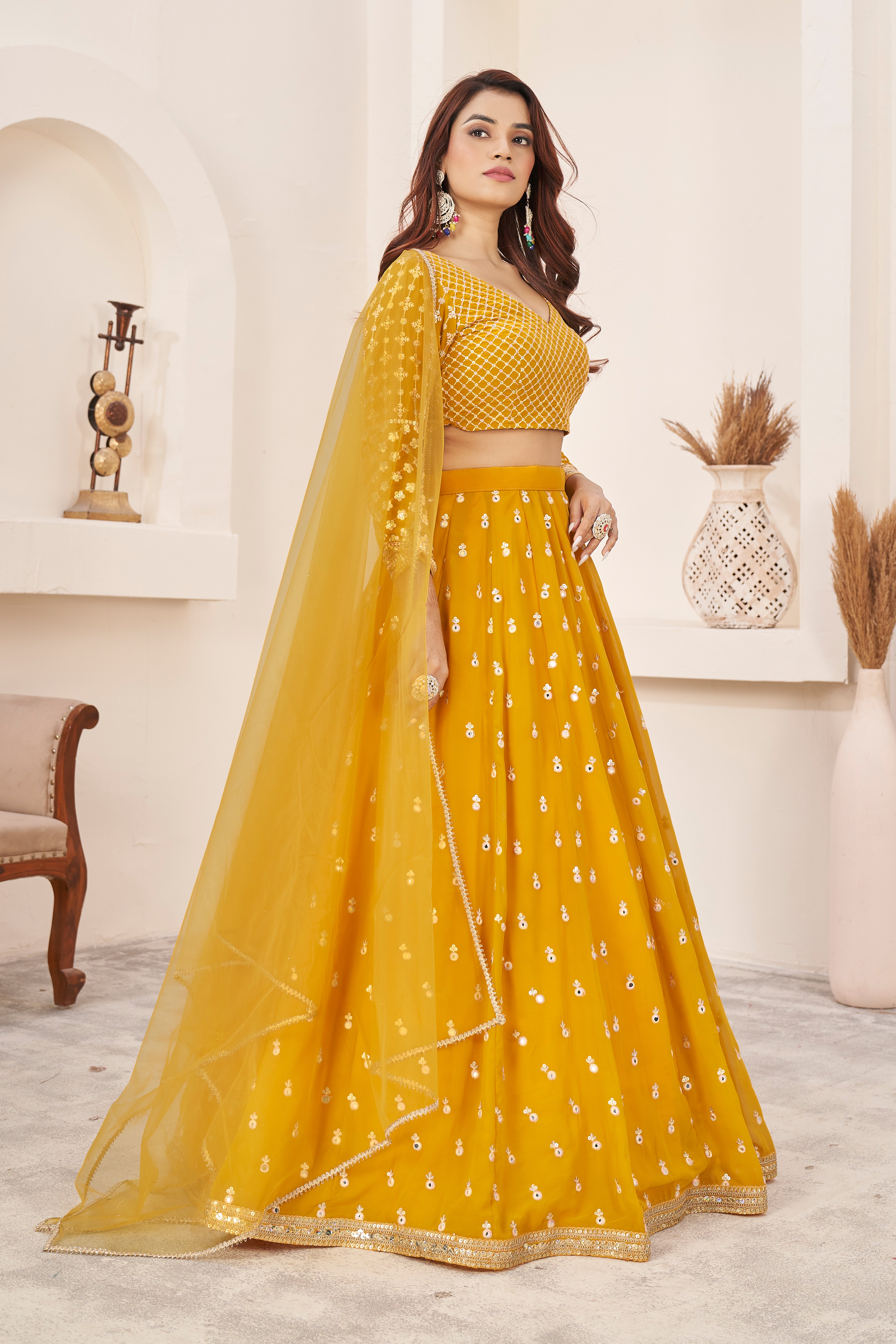 Color_YELLOW