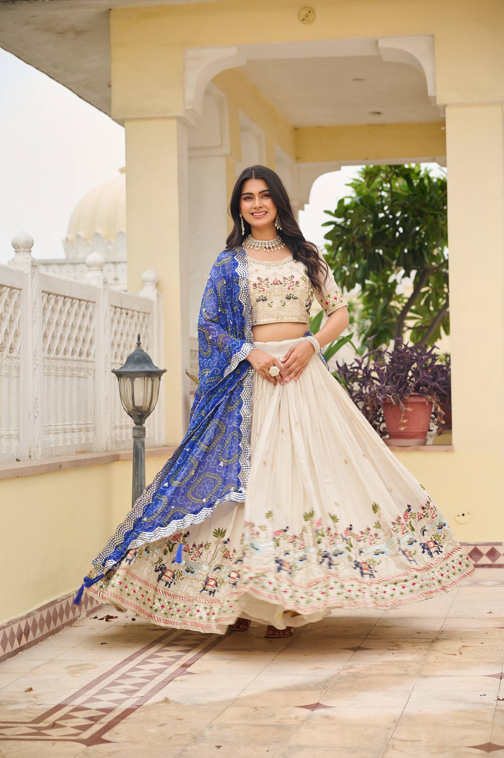 Women's Off White Pure Tissue Silk Heavy Embroidery Sequence & Thread Work Lehenga Set Off White / XXL