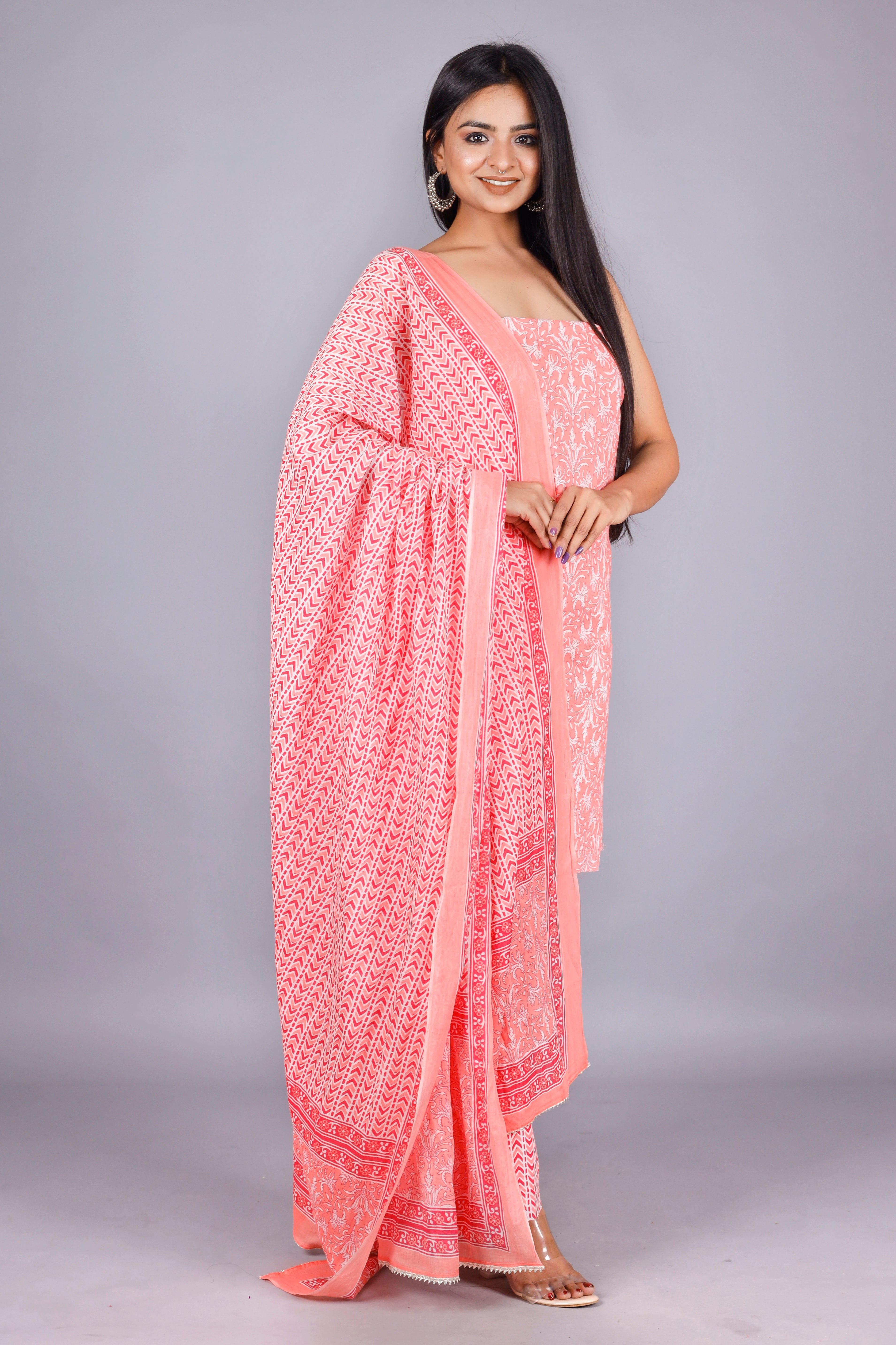 Woman's Pink Cotton Kurta Set - Kwatchi