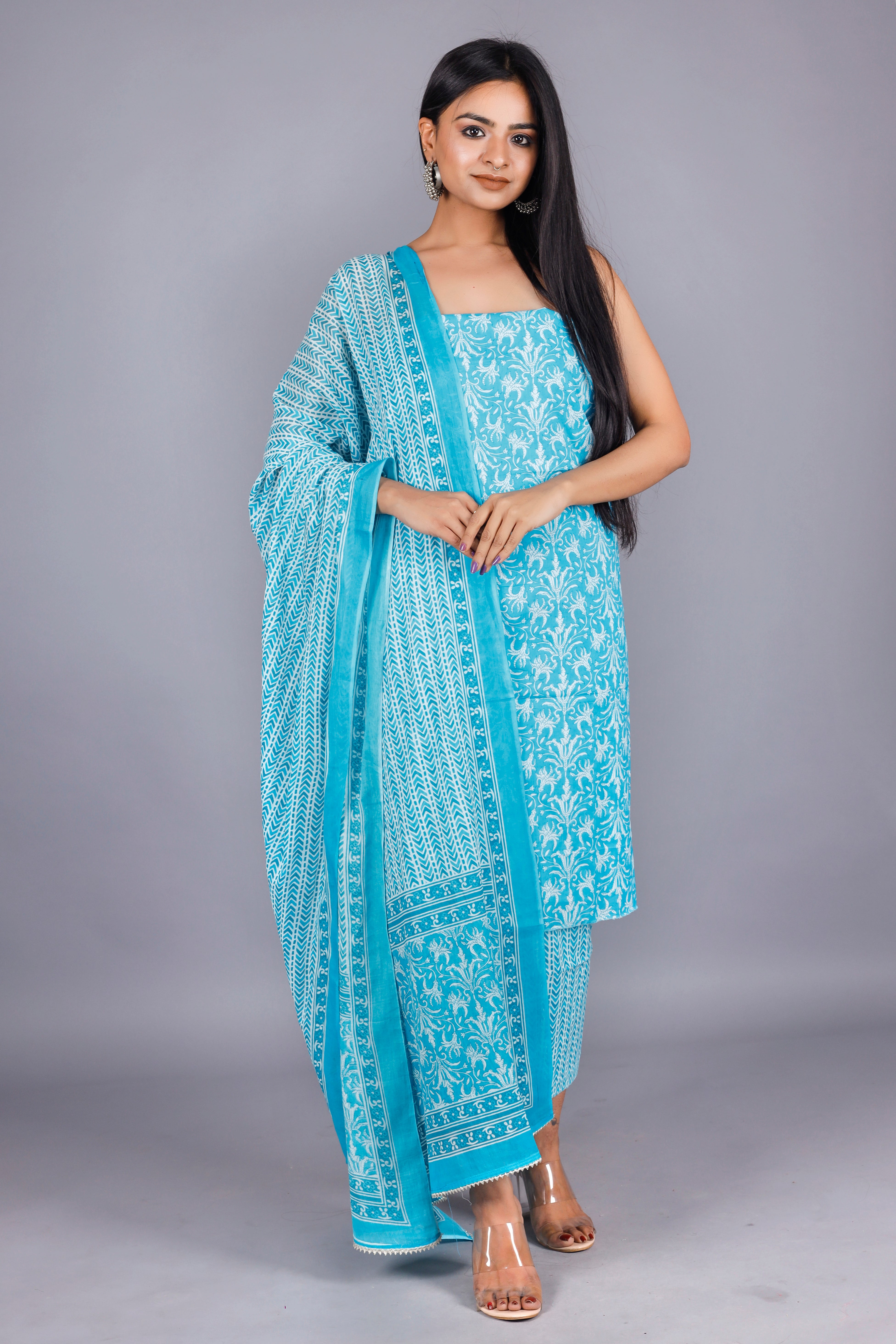 Woman's Sky Blue  Cotton Kurta Set - Kwatchi