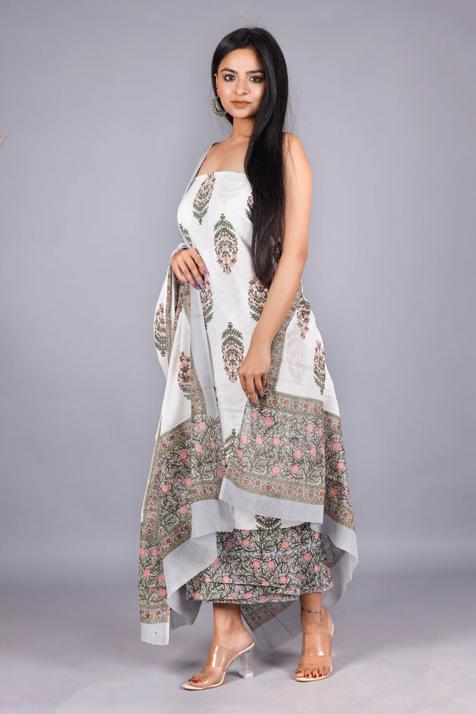 Woman's White  Cotton Kurta Set