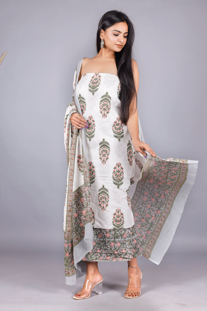Woman's White  Cotton Kurta Set