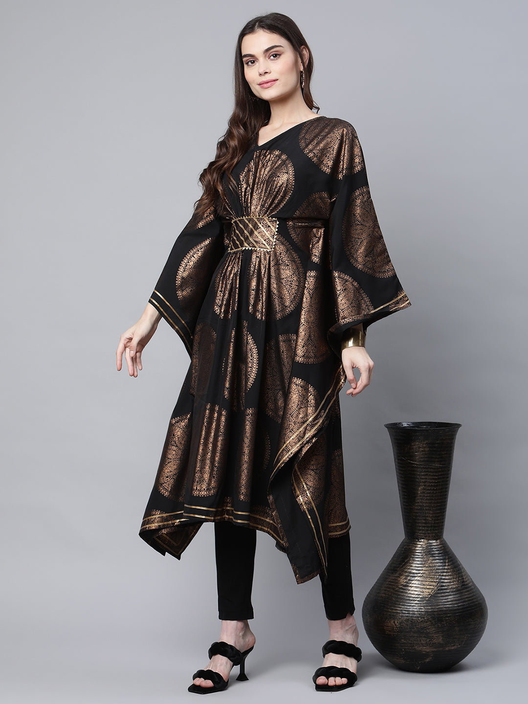 Color_Black