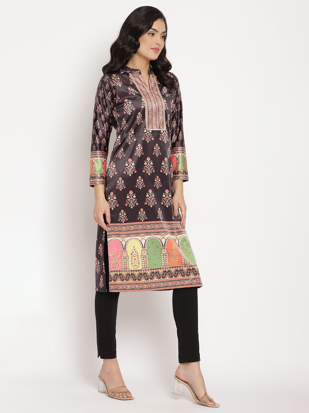 Women's Black Color Digital Print Velvet Kurt