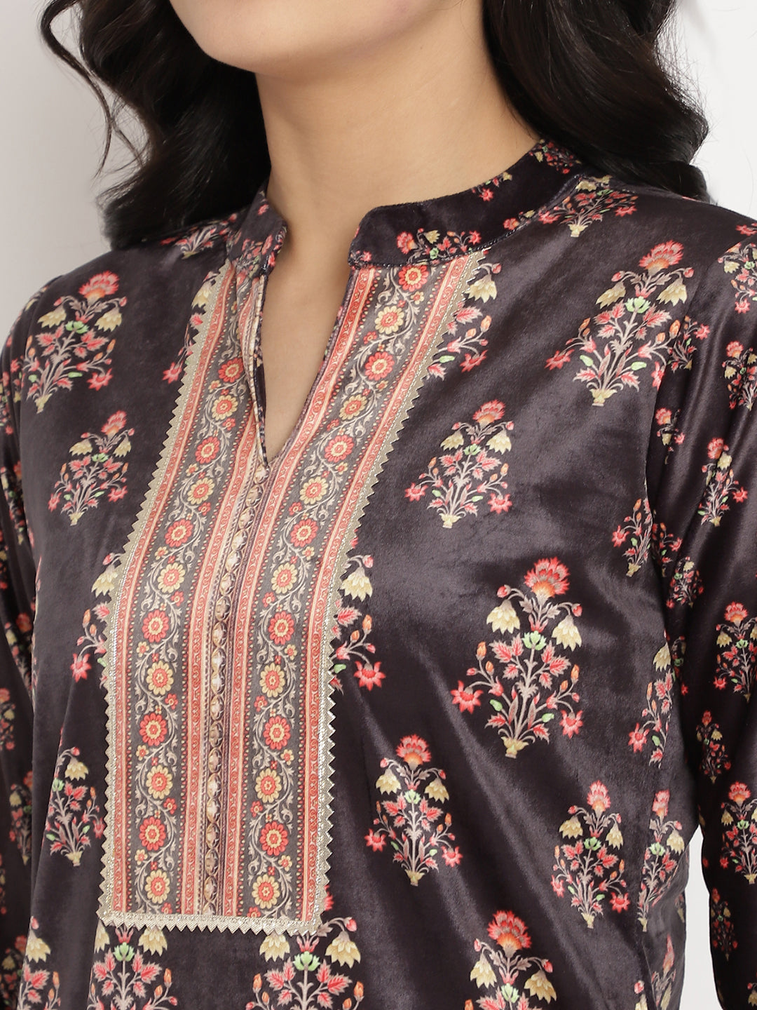 Women's Black Color Digital Print Velvet Kurt
