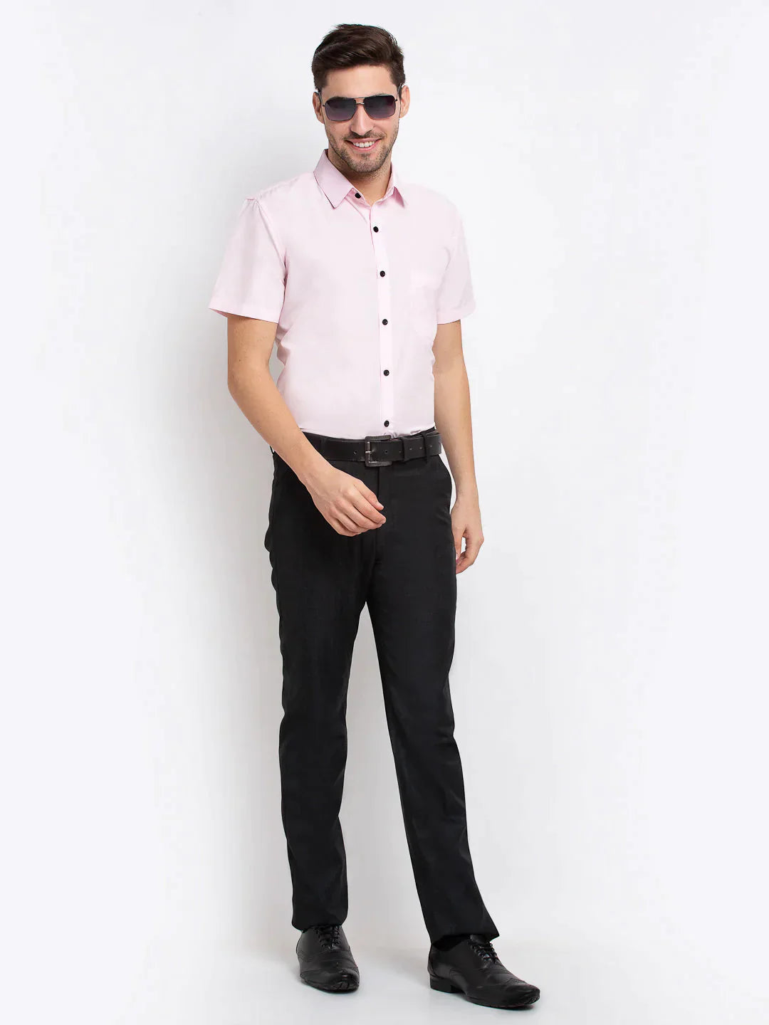 Men's Pink Cotton Half Sleeves Solid Formal Shirts - Taantav