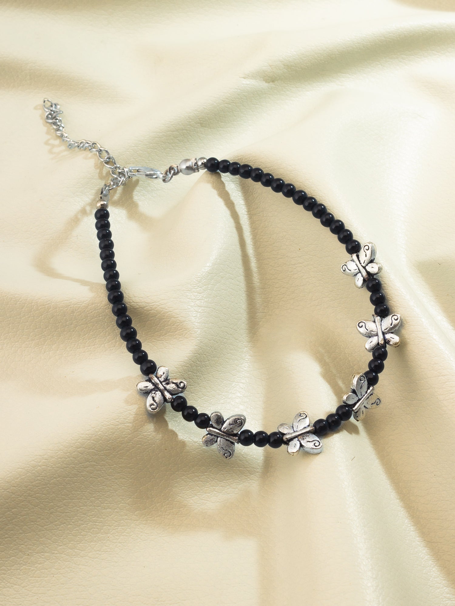 Color_Black