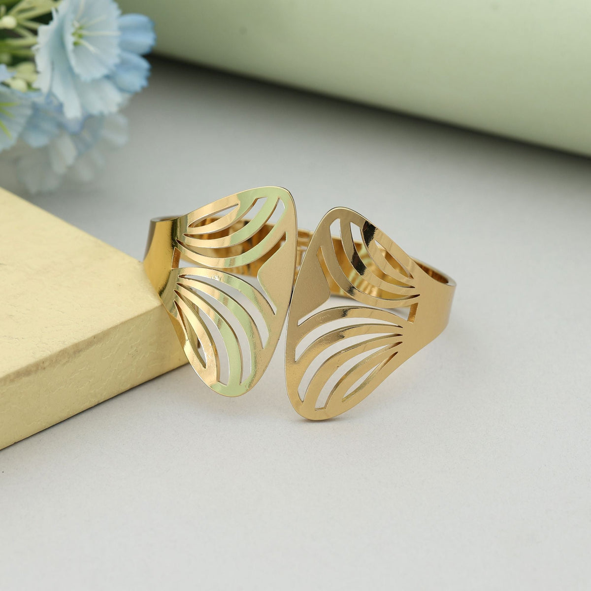 Color_Gold