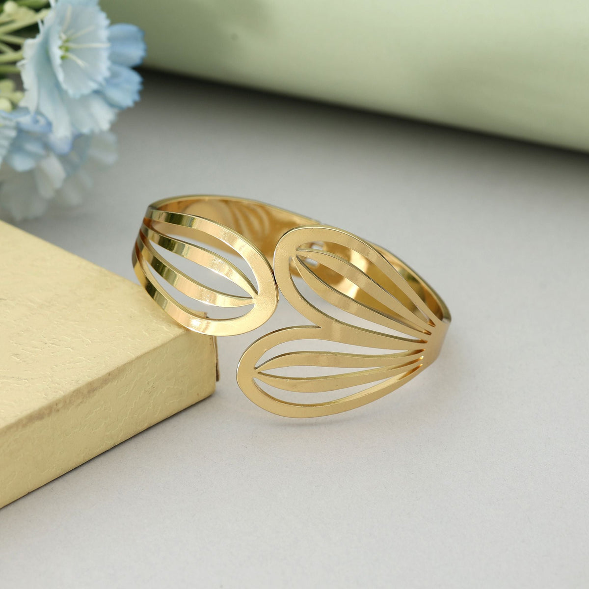Color_Gold