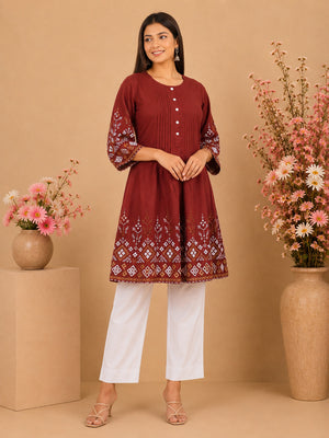 Color_Maroon