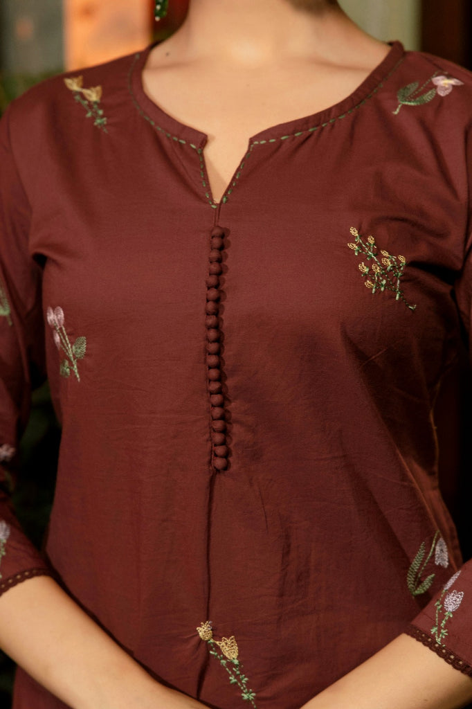 Color_Maroon