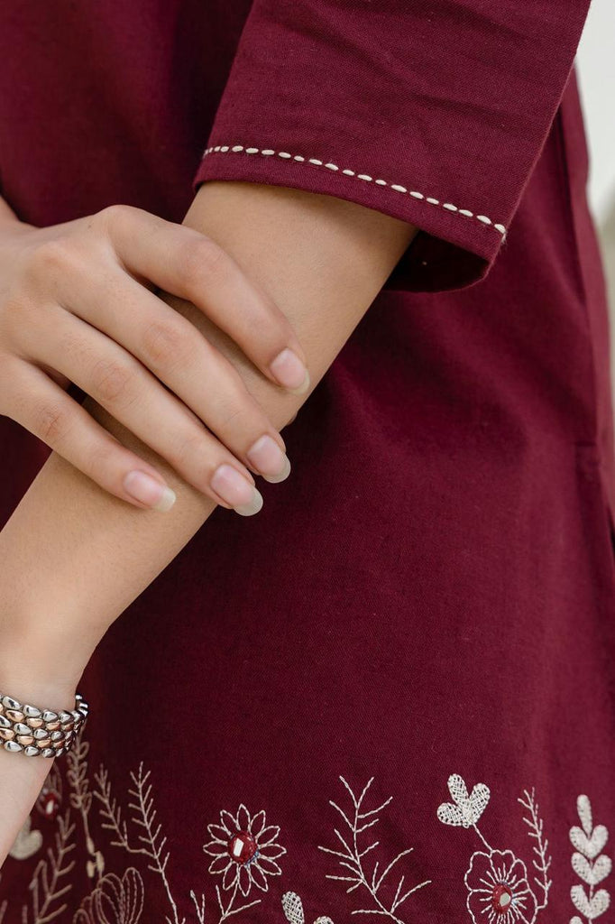 Color_Maroon