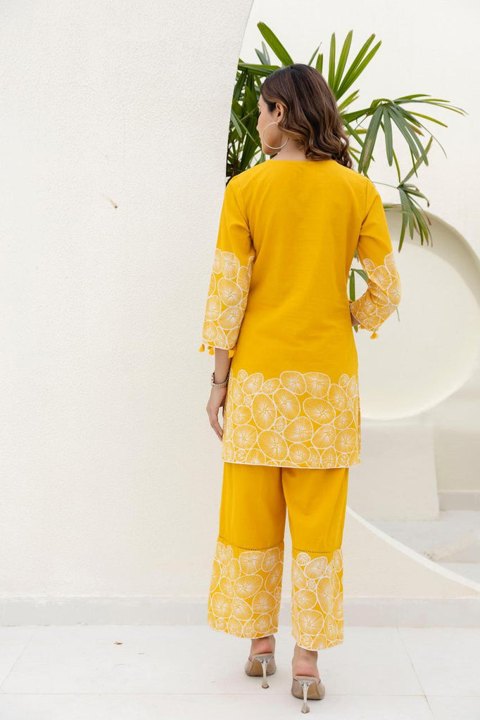 Color_Yellow