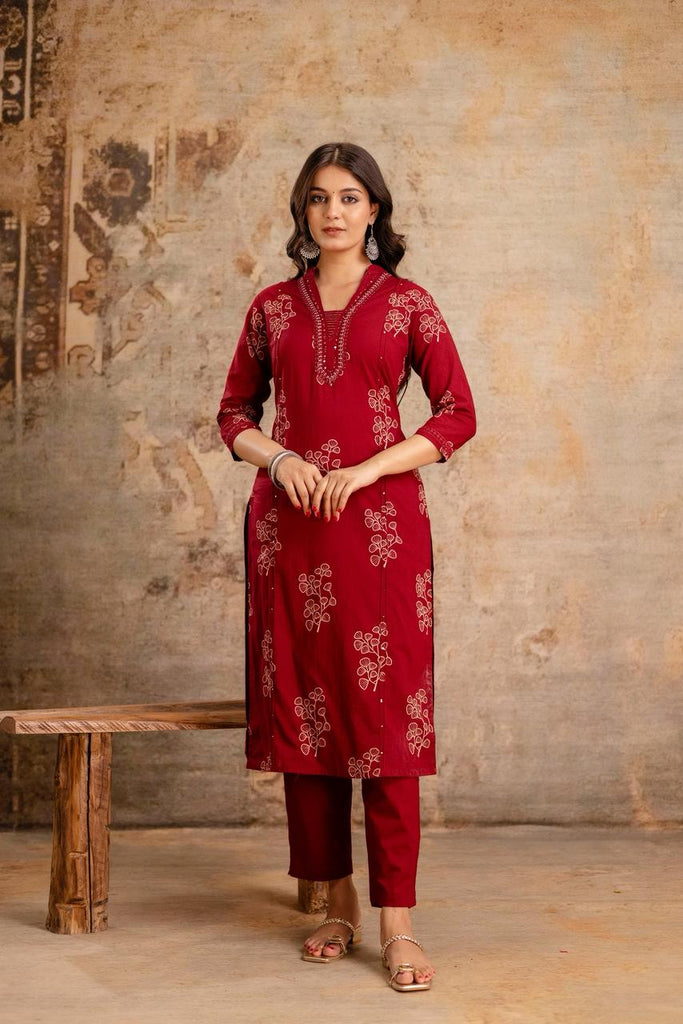 Color_Maroon
