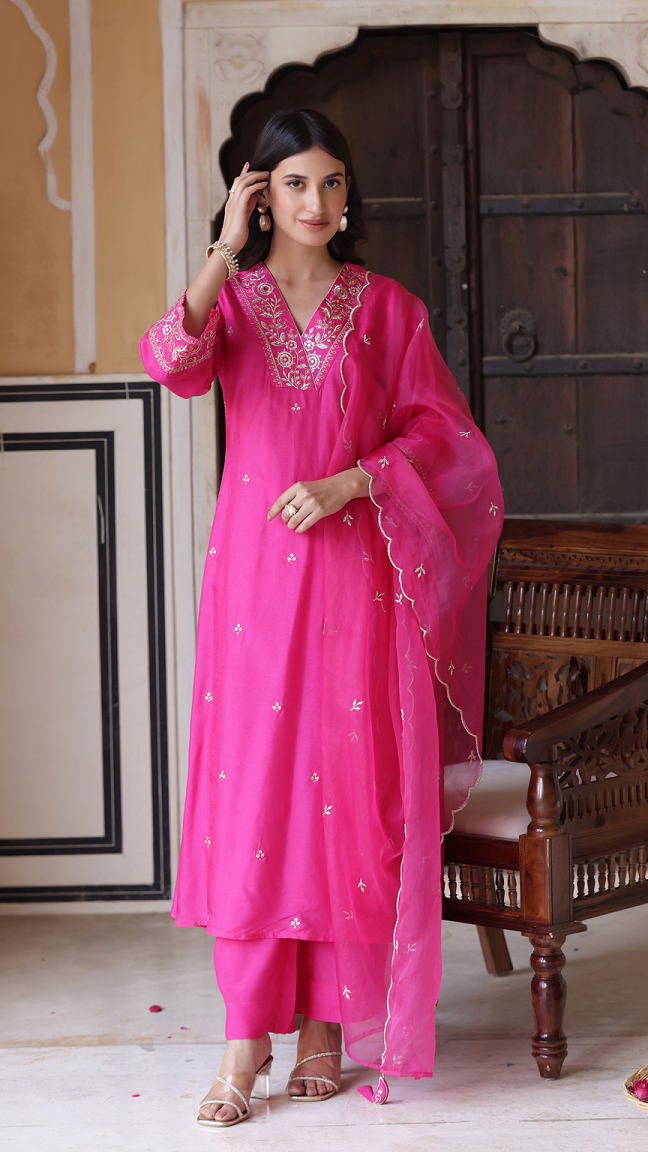 Women's Pink Chanderi Viscose Embroidery Worked V Shape Kurta Set