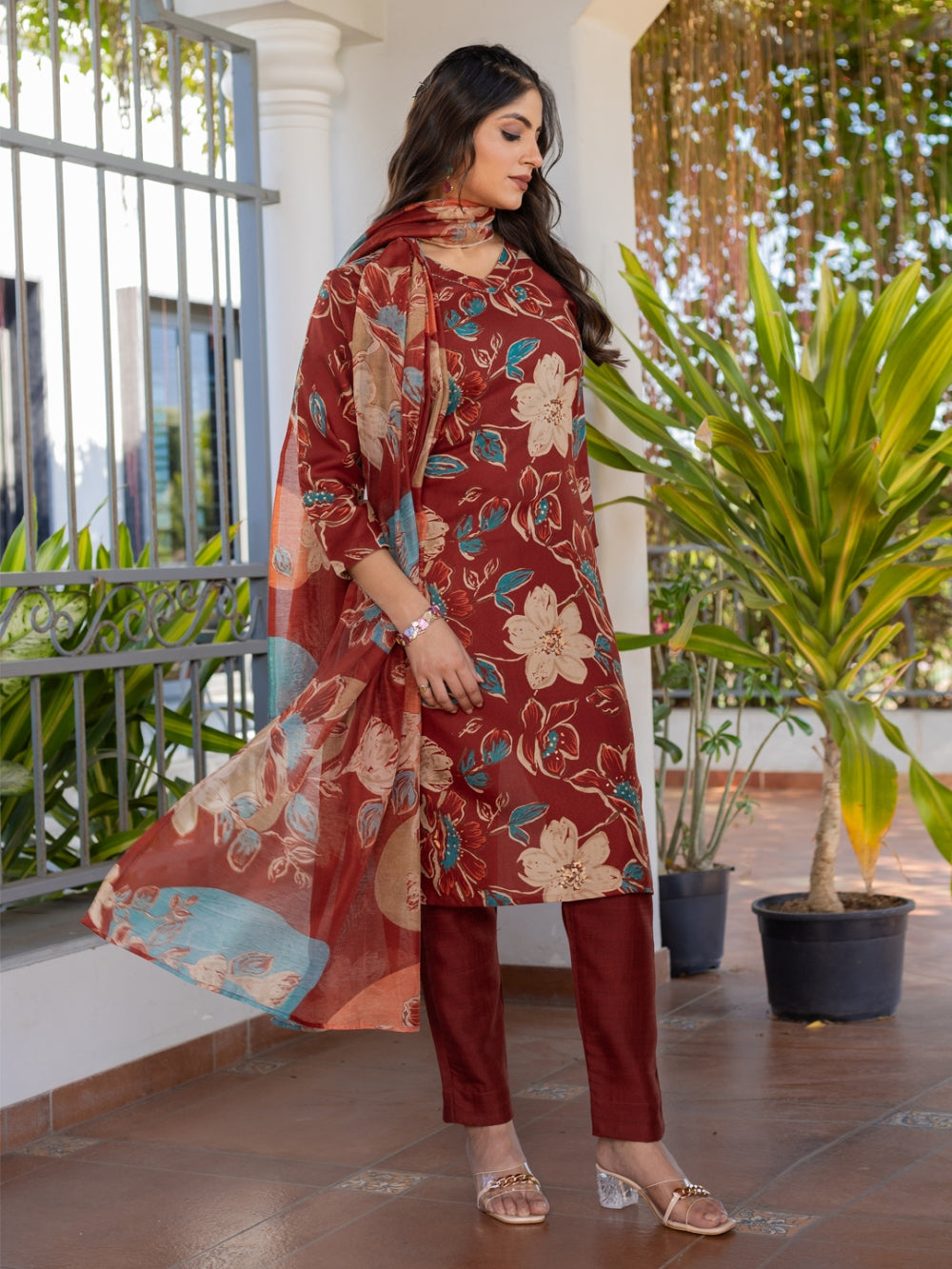 Color_Maroon