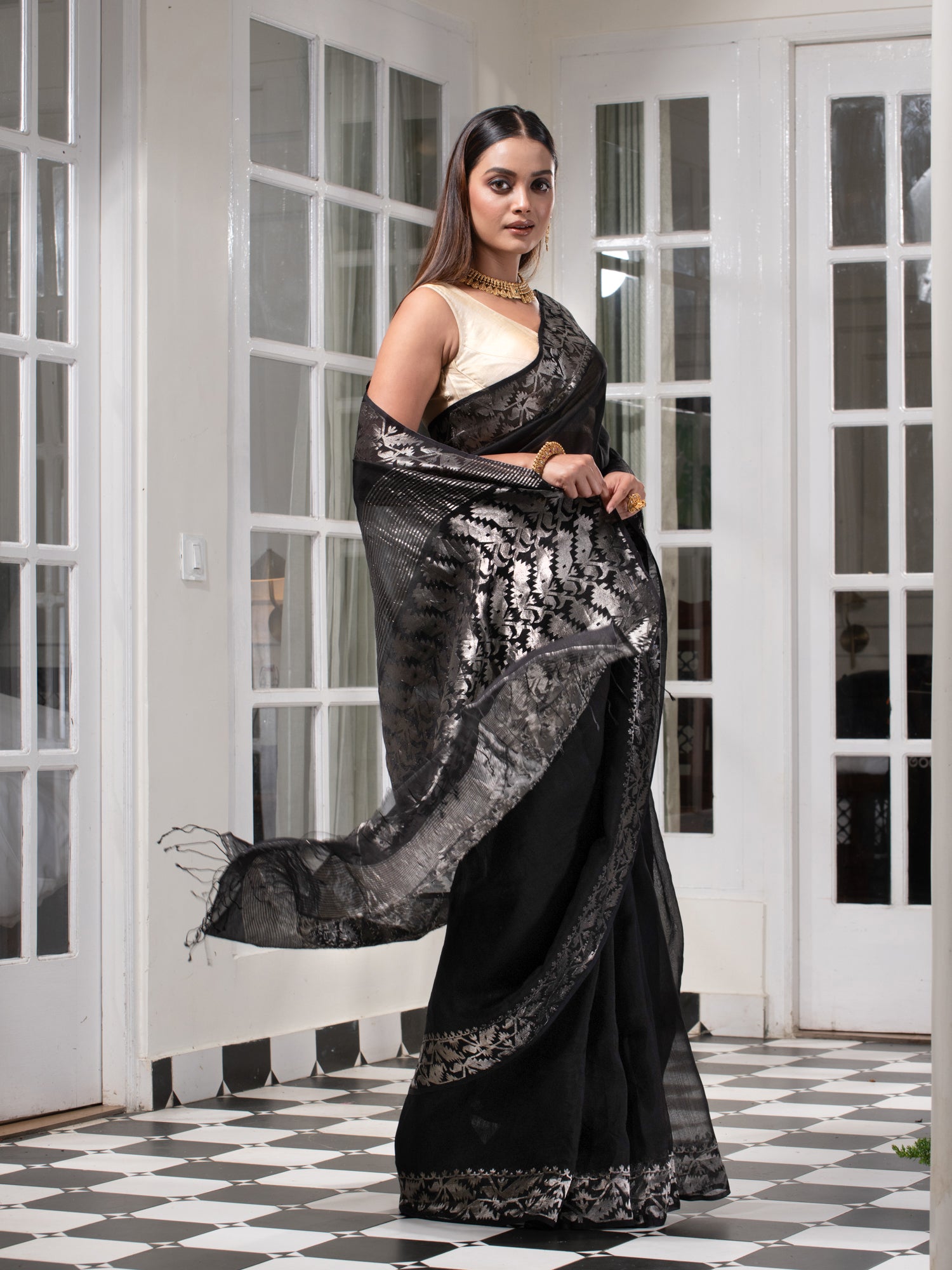 Color_Black