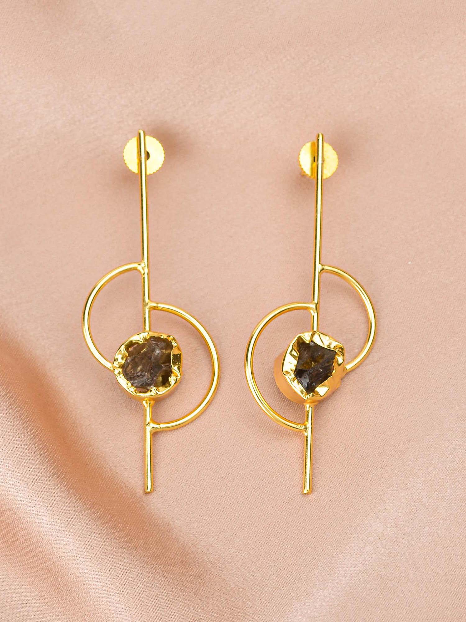 Women's Asymmetric Stone Studded Earring - Zurii Jewels