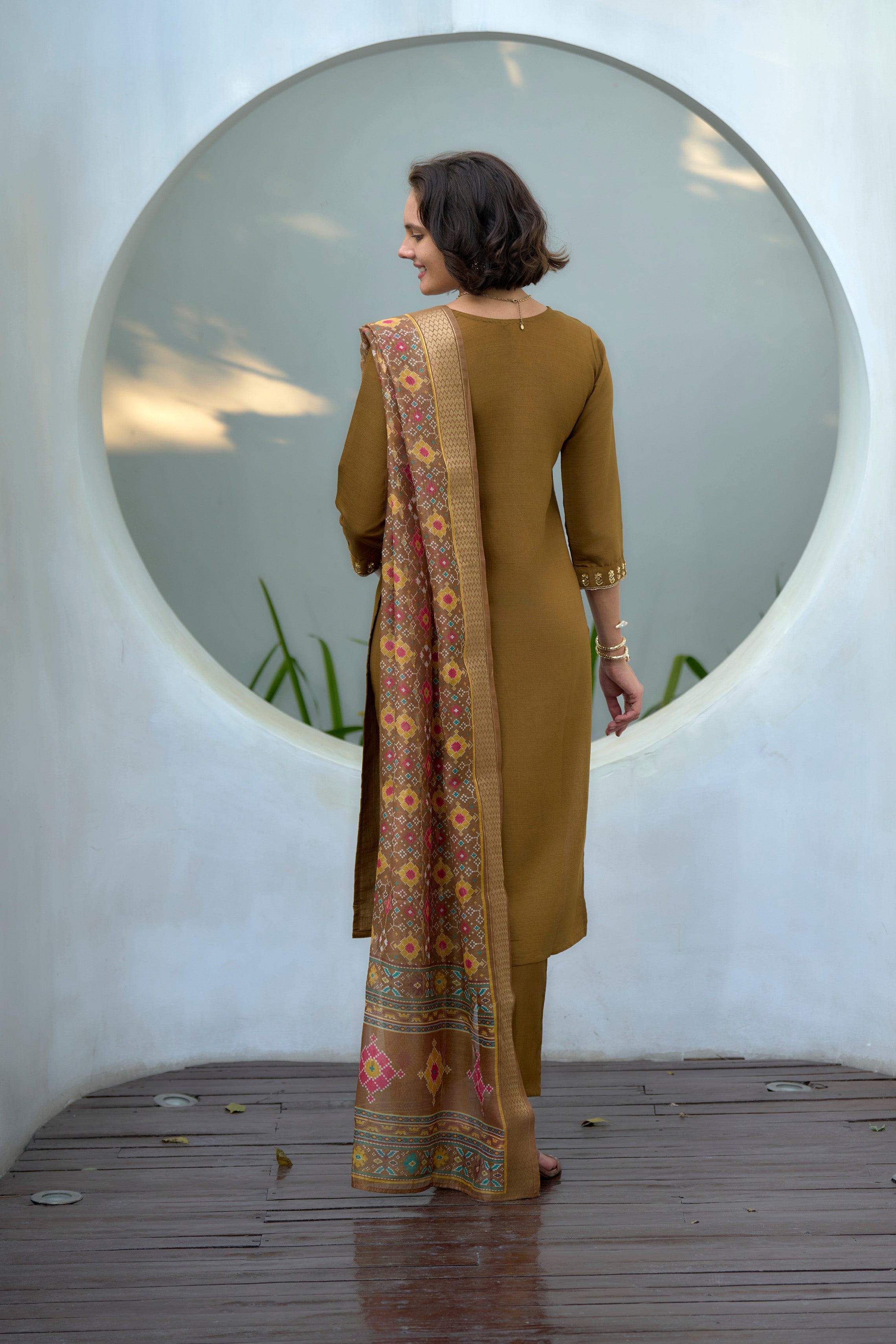 Color_Brown