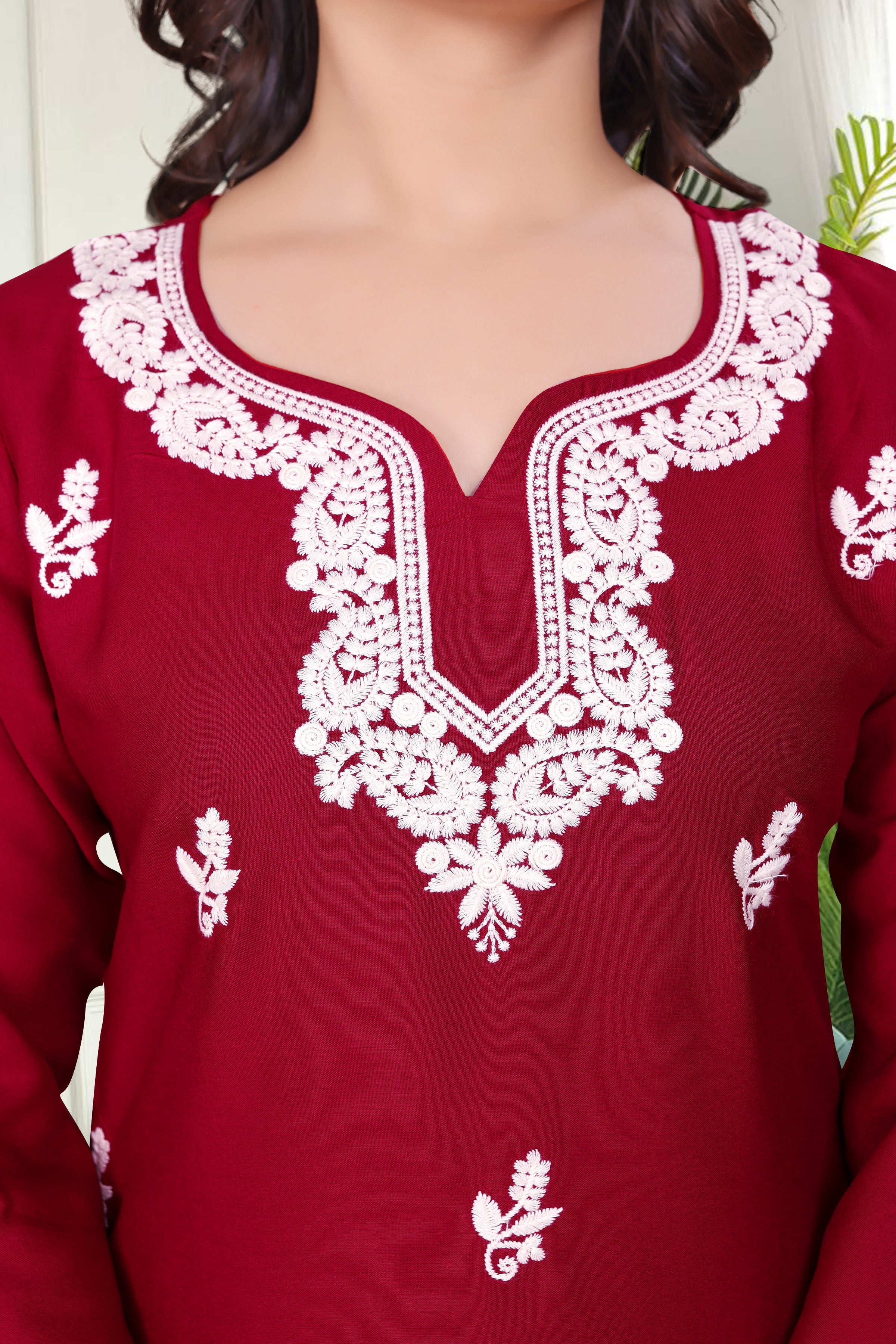 Color_Maroon