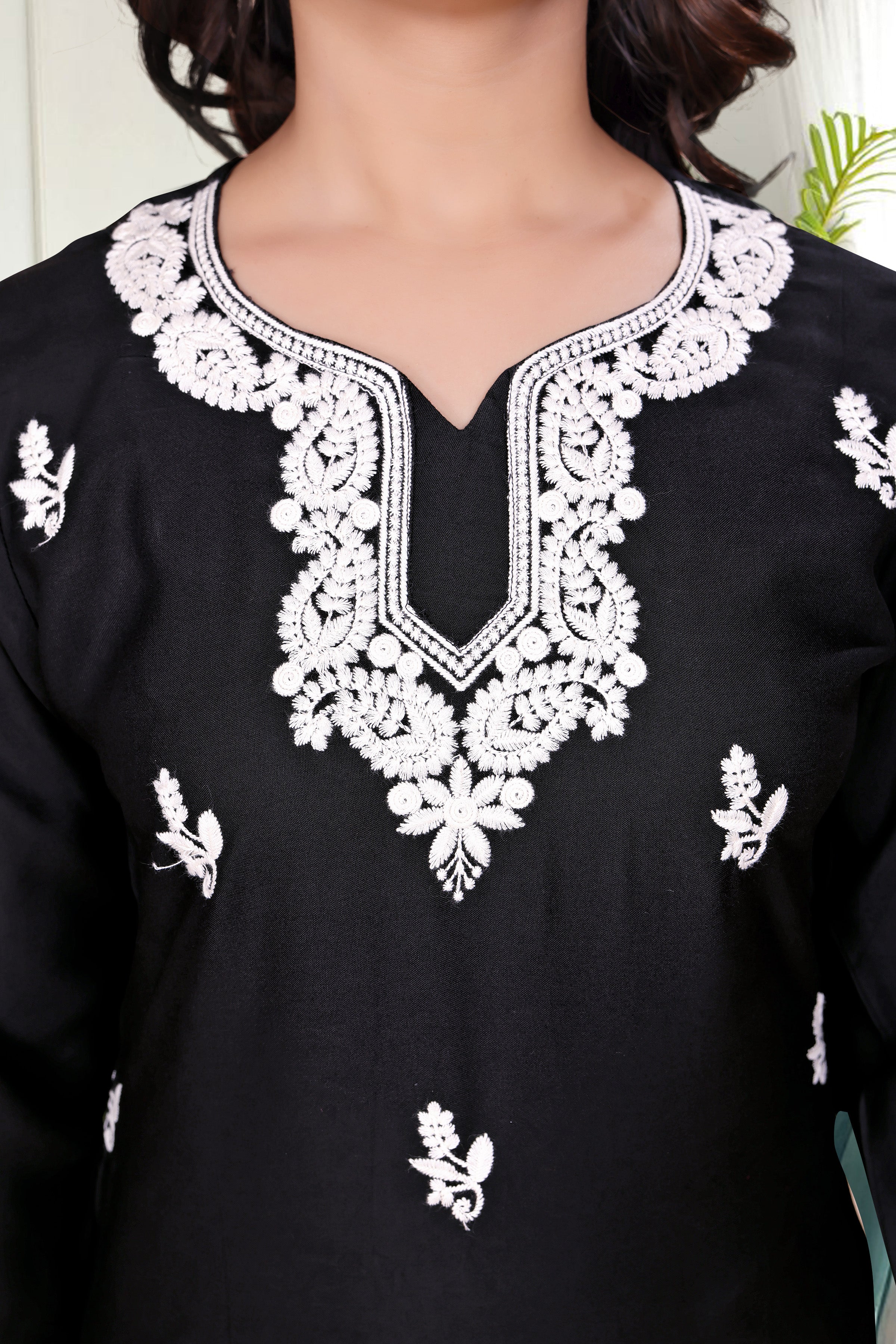 Color_Black