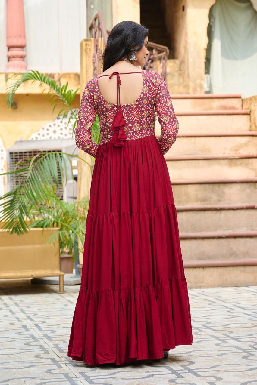 Color_Maroon