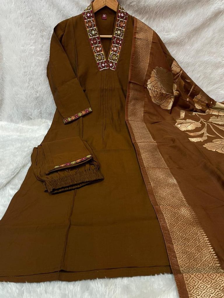 Color_Brown