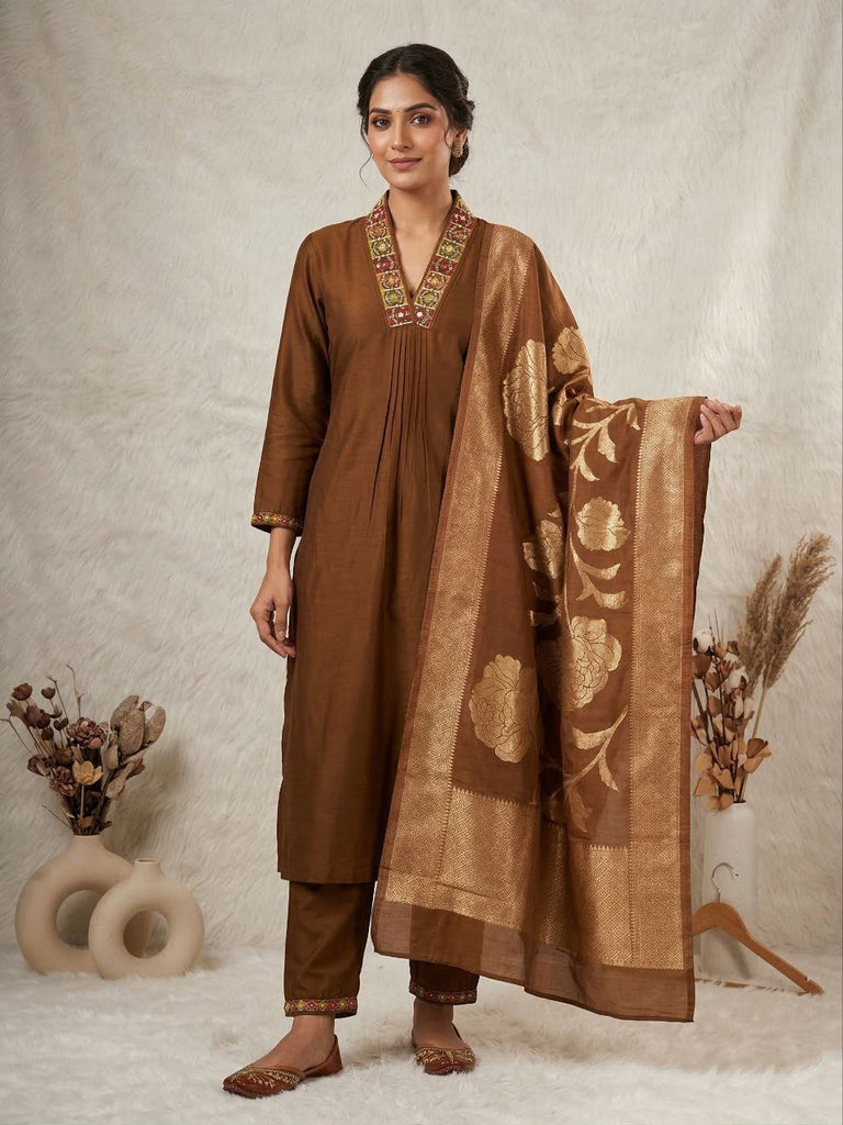 Color_Brown