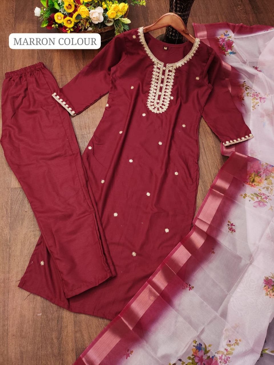 Color_Maroon